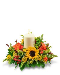 Seasonal Saffron Centerpiece from Olander Florist, fresh flower delivery in Chicago